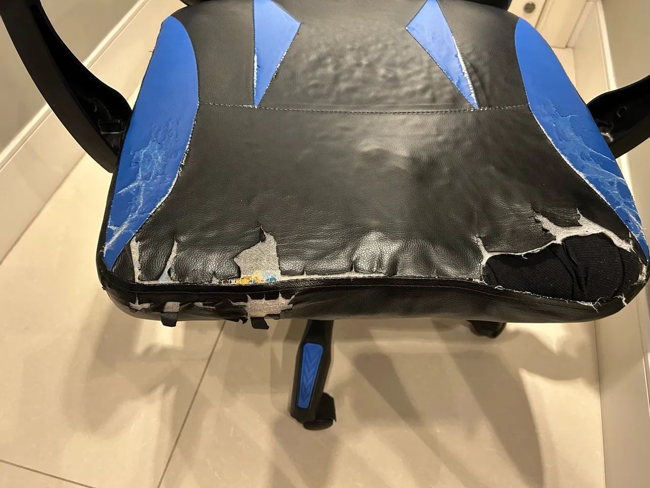 Cadeira gamer usada - Foto 4