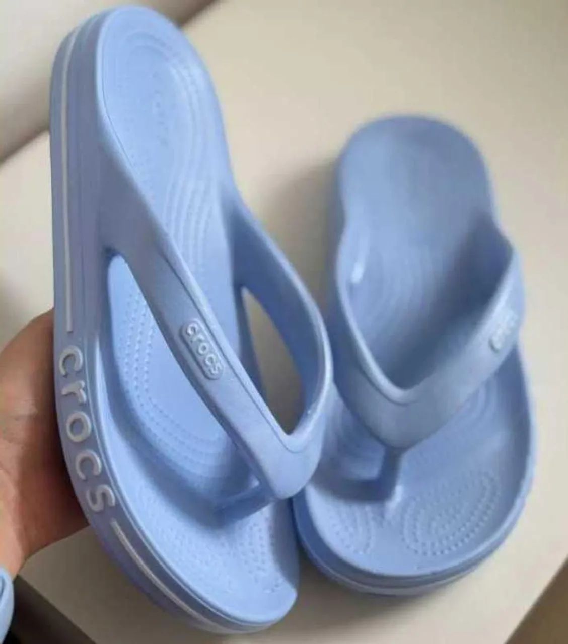 Chinelo crocs primeira linha 