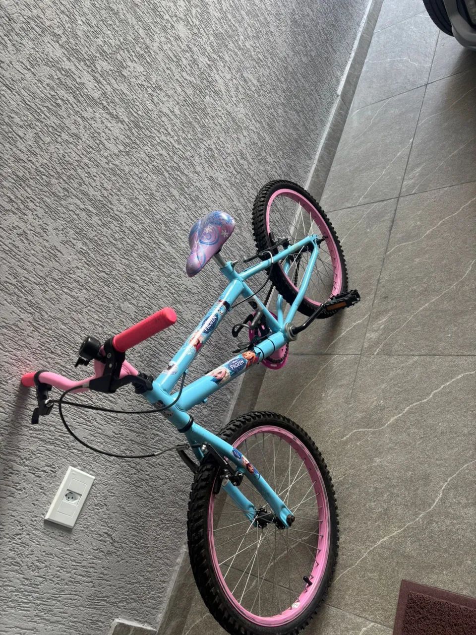 Bicicleta infantil aro 20 - Foto 2