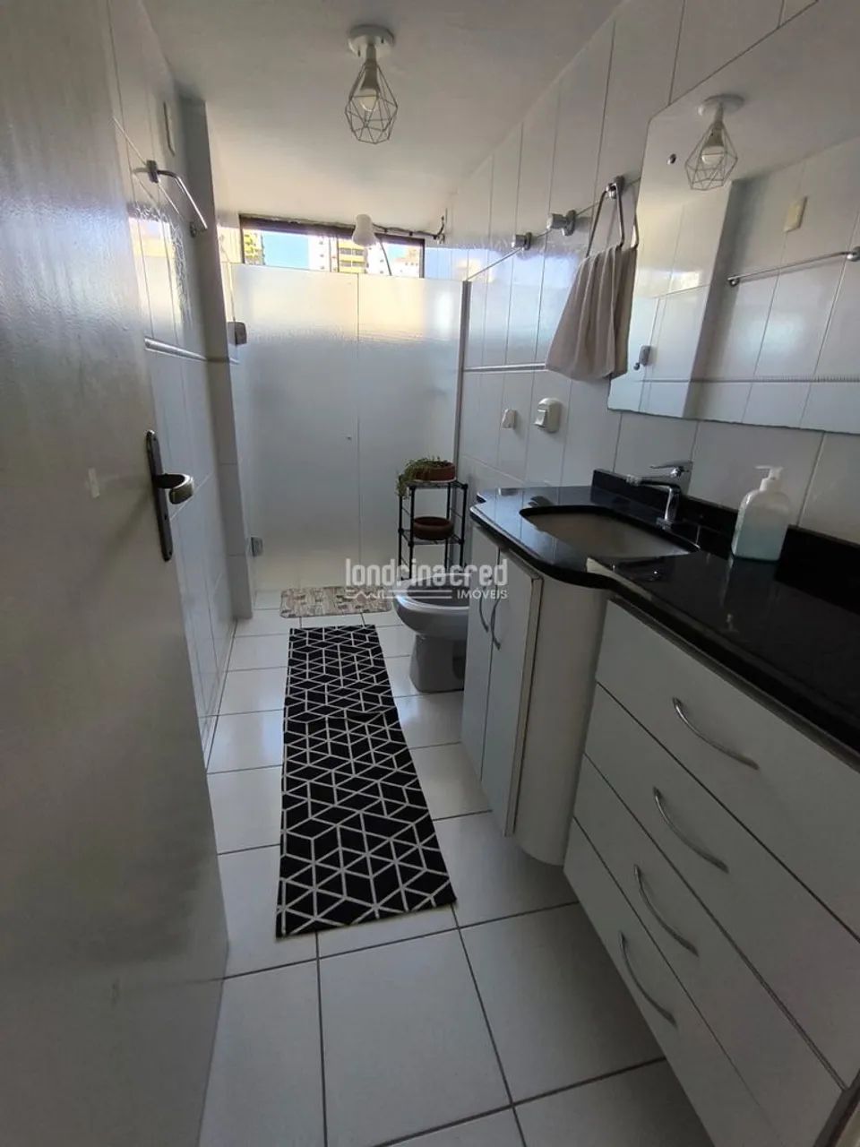 Apartamento Amplo no Centro de Cascavel | 3 Quartos (1 Suíte) e 138 m² - Foto 4