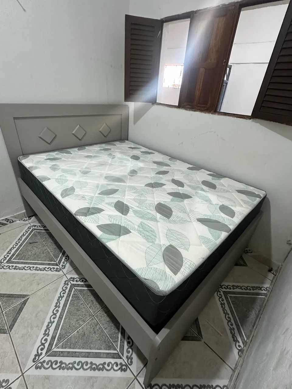 Cama com colchão ortobom