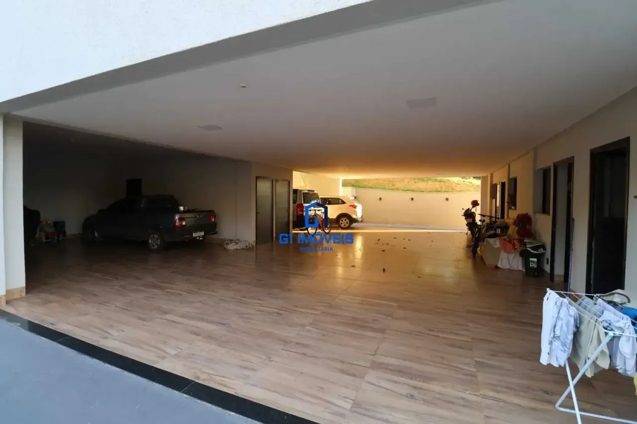 Sobrado para ALUGUEL com 775 metros quadrados com 6 quartos - Foto 2