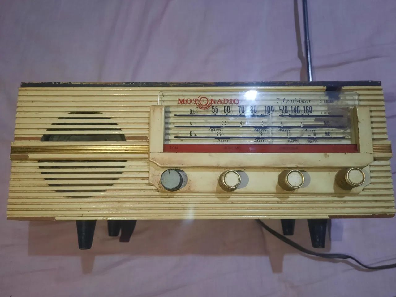 Rádio motorola 3 faixas década de 70