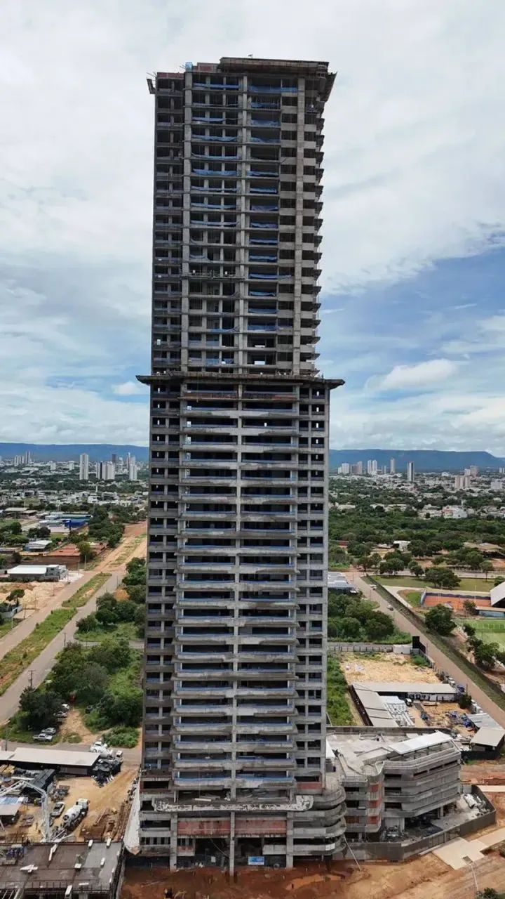 -  ÁGIO  RES. COMODORO  323m² -  FRENTE PARA O LAGO - - Foto 4
