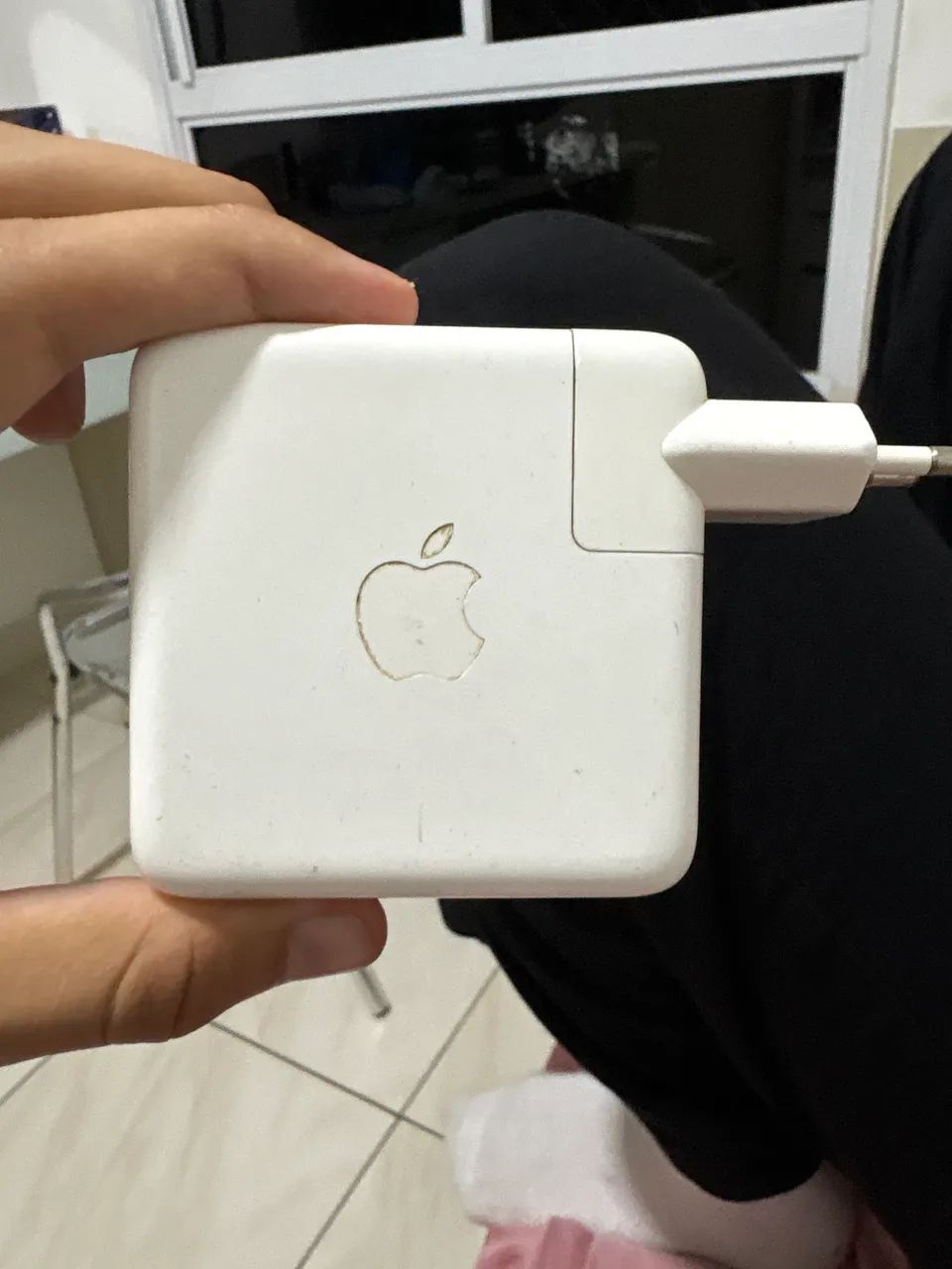 Cabeça de carregador de MacBook 