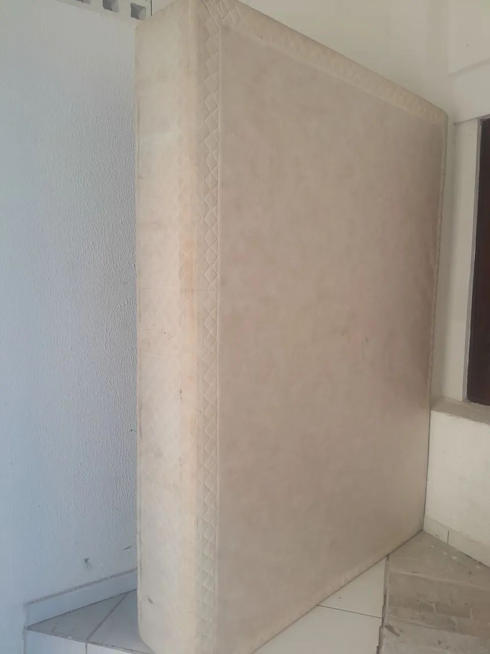 Cama base