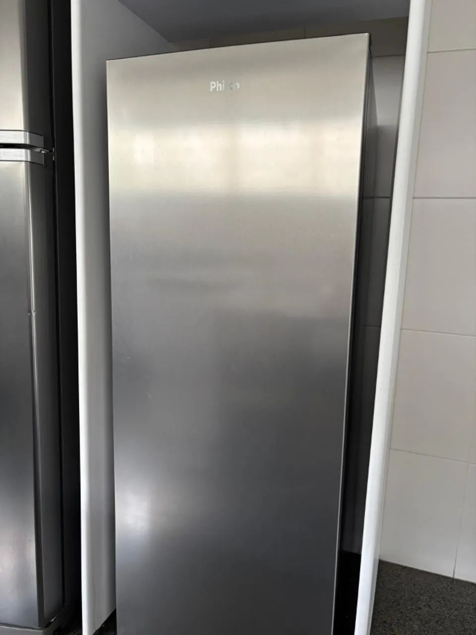 Freezer Vertical Philco - 201 Litros PFV205I - 110V - Geladeiras e