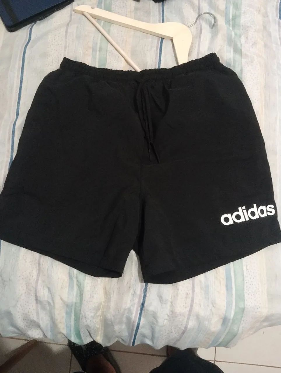 Short Adidas Chelsea Logo Linear - nunca usado com Etiqueta