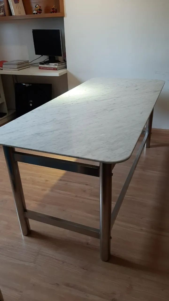 Mesa tampo de mármore Carrara. - Foto 3