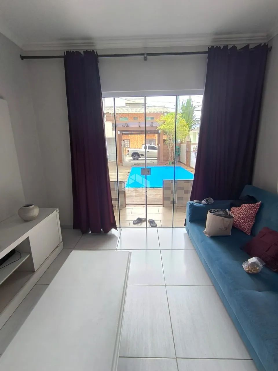 Terreno com casa, 2 apartamentos e kitnet na Barra da Lagoa - Florianópolis - Foto 3