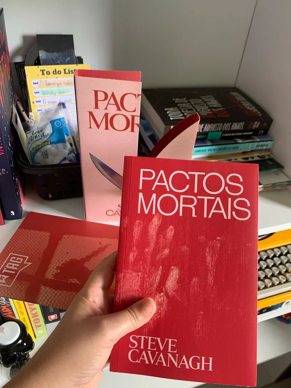 Livro - Pacto mortal  - Foto 3
