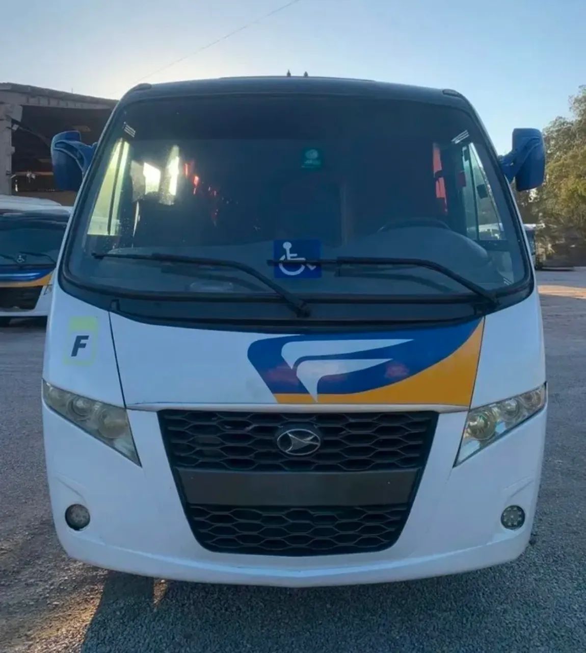 Microônibus Marcopolo Volare 2012 31Lug 