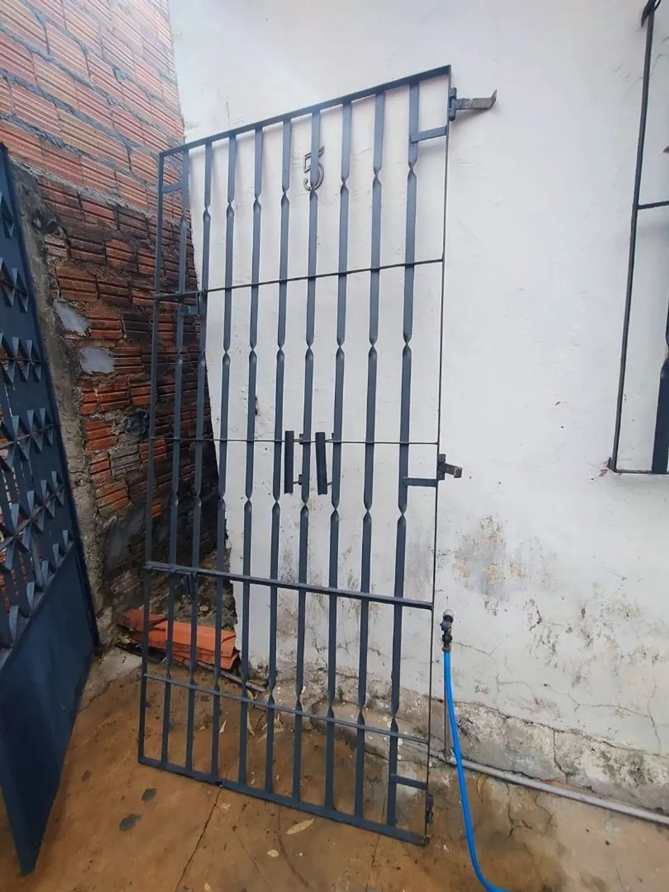 Grade de ferro64993889883906121