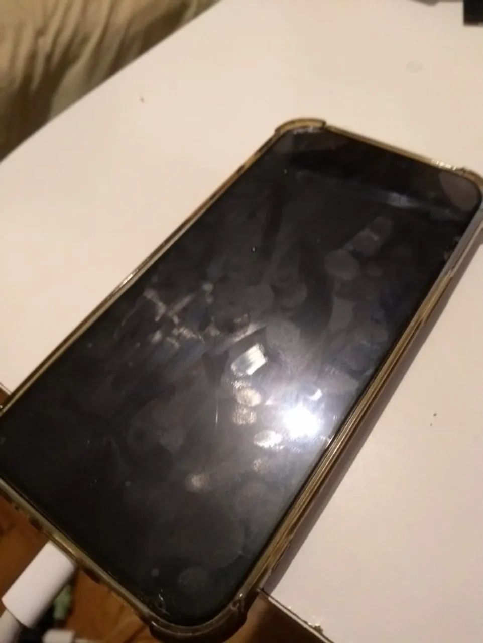 IPHONE 12 EM BOM ESTADO, CAPINHAS, PELÍCULA E CARREGADOR - Foto 4