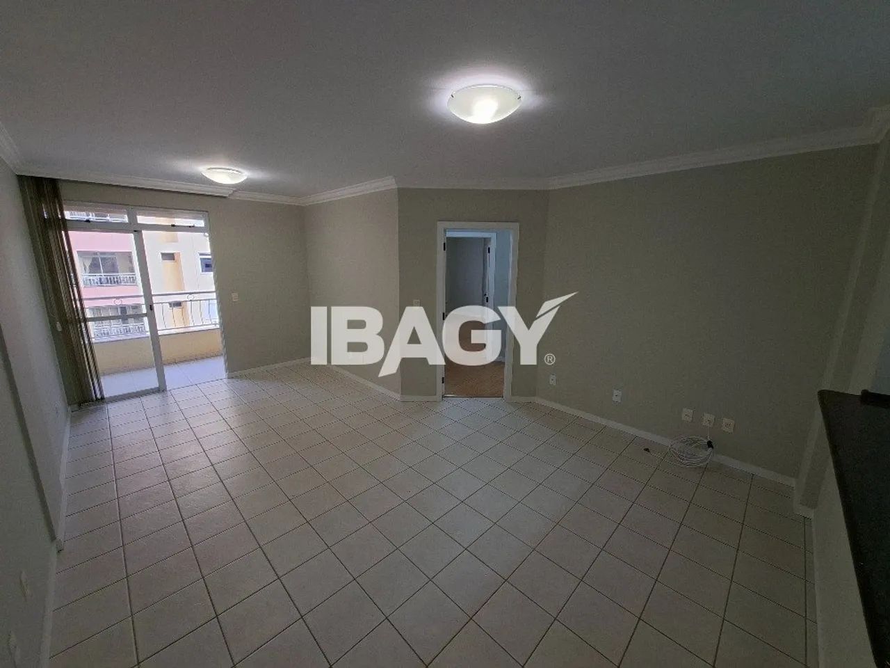 Excelente Apartamento 2 dormitório(s) em Coqueiros - Florianópolis - Foto 2