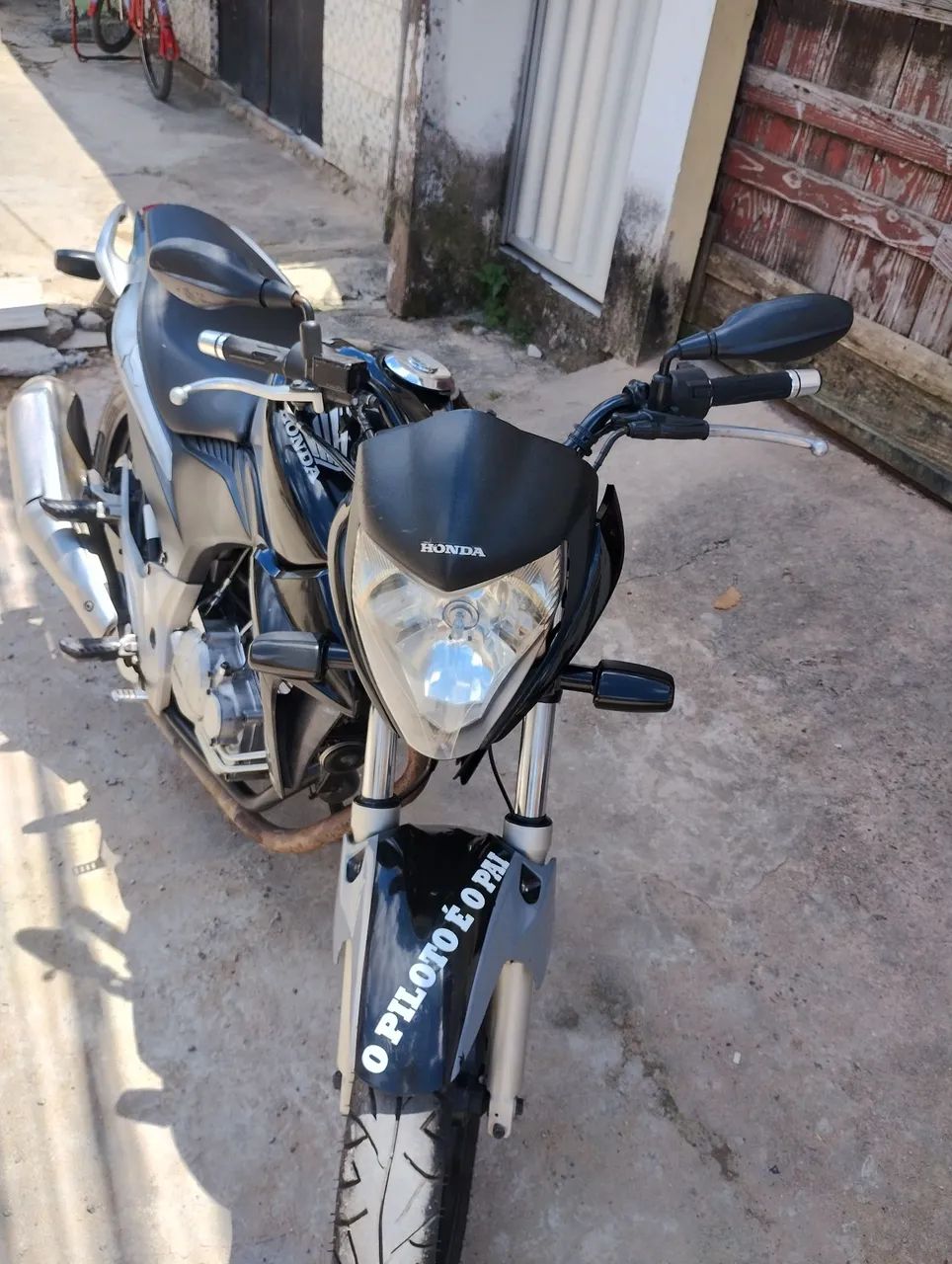 Cb 300 preta 2014 conservada  - Foto 2