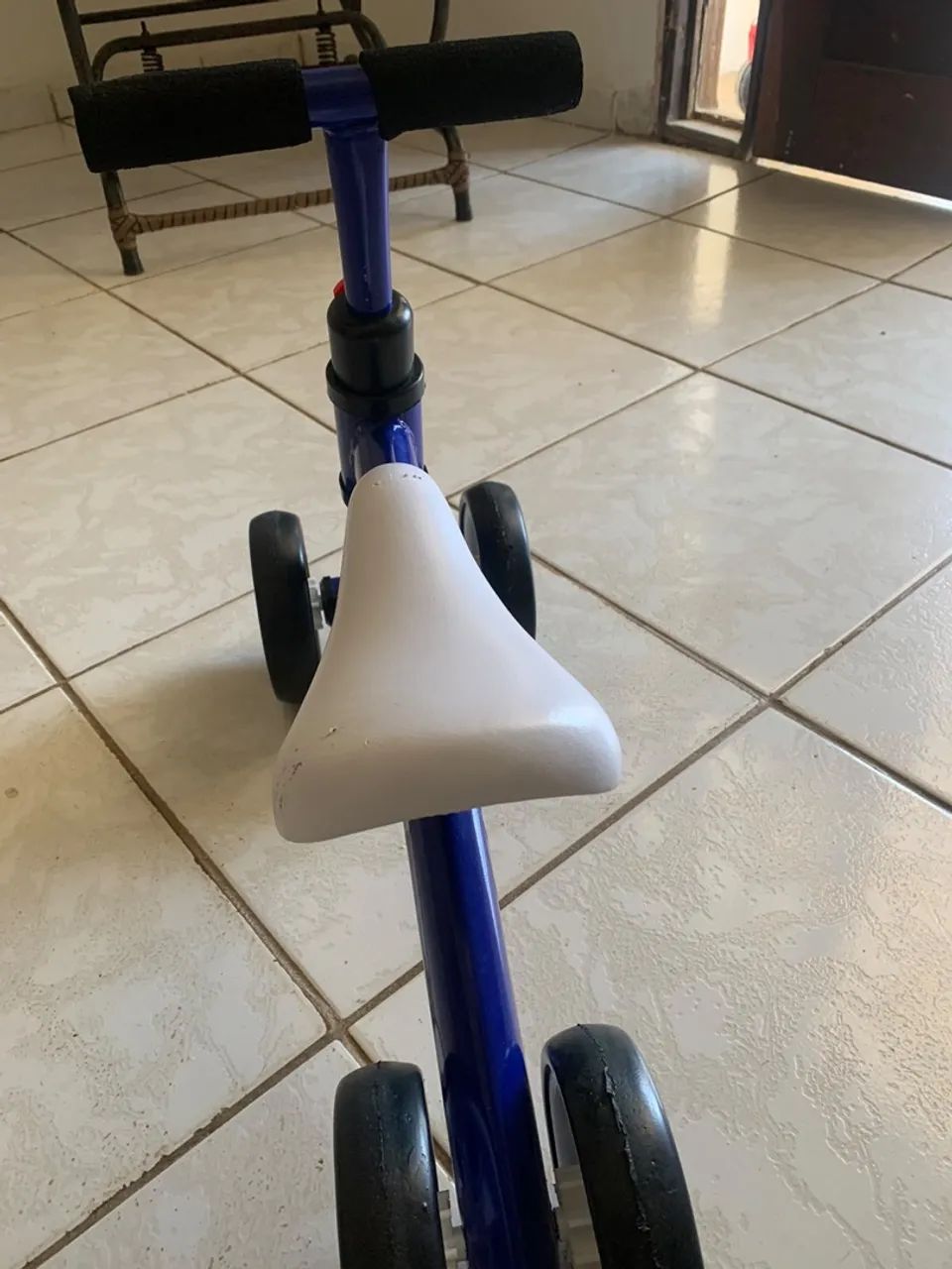Bicicleta infantil de equilíbrio  - Foto 2