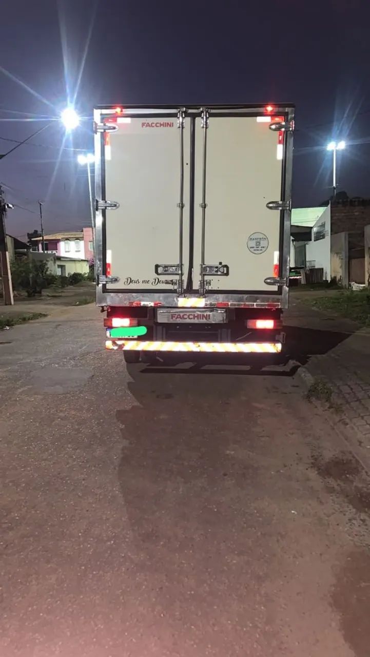 Caminhão Accelo 815 - Foto 3