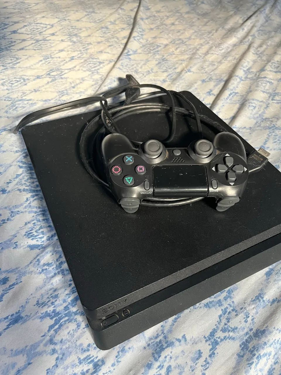 Playstation 4 Slim