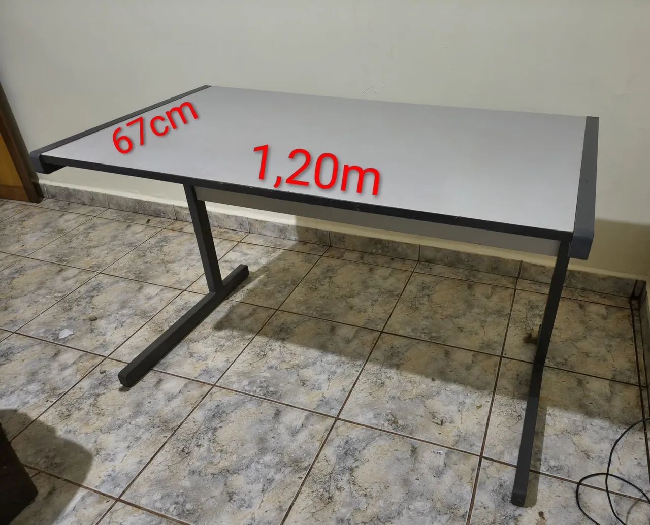 Mesa/Escrivaninha 