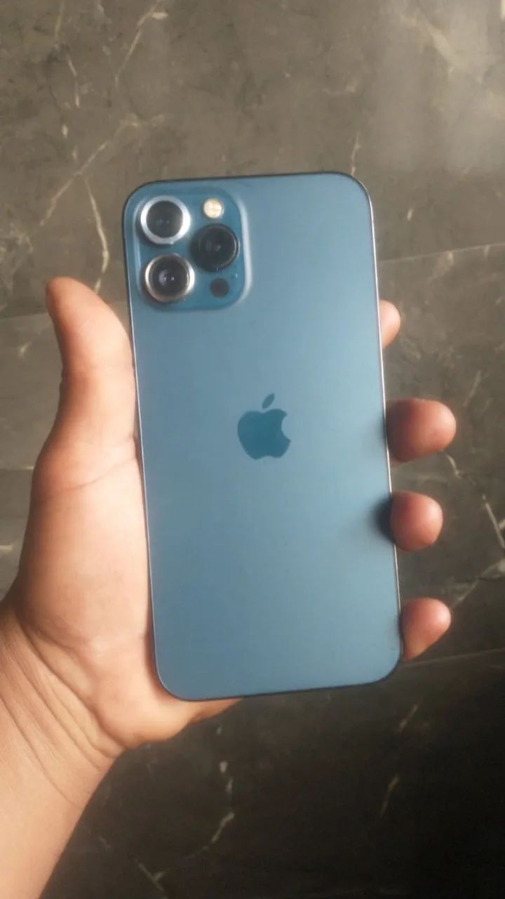 iPhone 12 Pro Max azul 