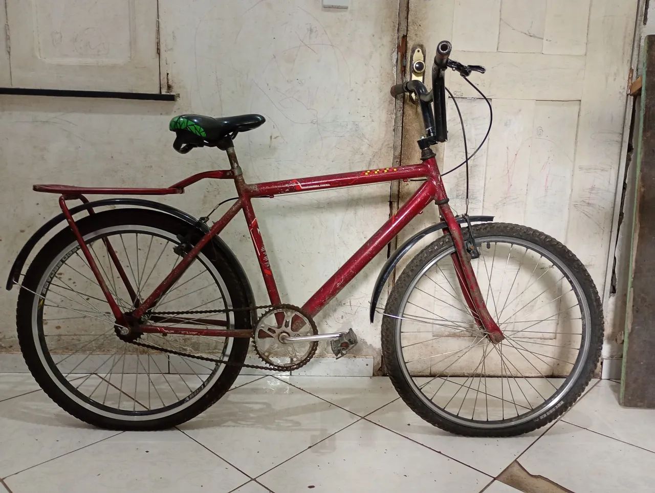 Vendo bicicleta em semi nova - Foto 2