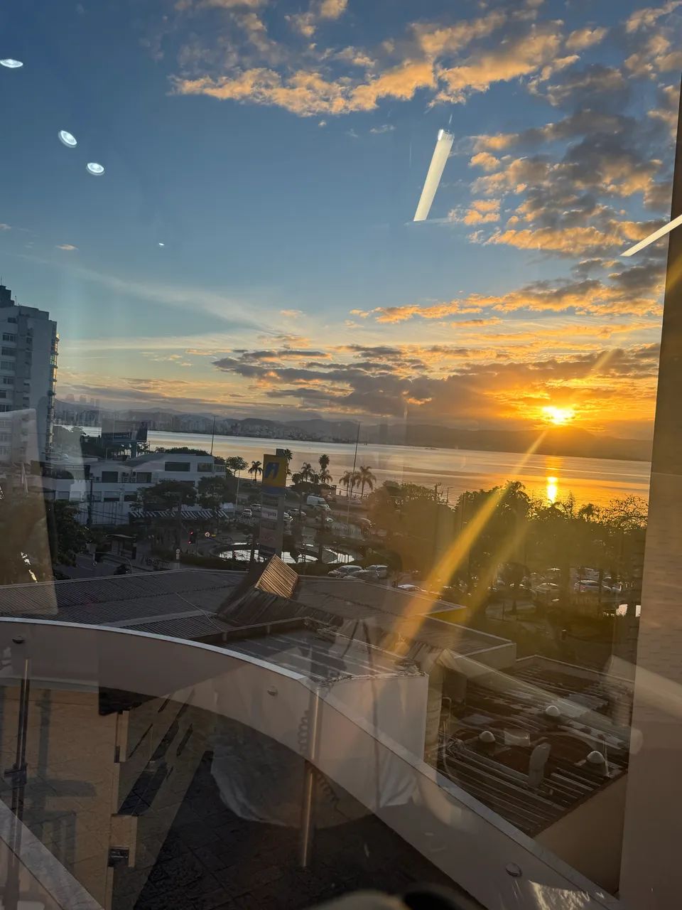 Vendo linda clínica odontológica no coração de Florianópolis  - Foto 3