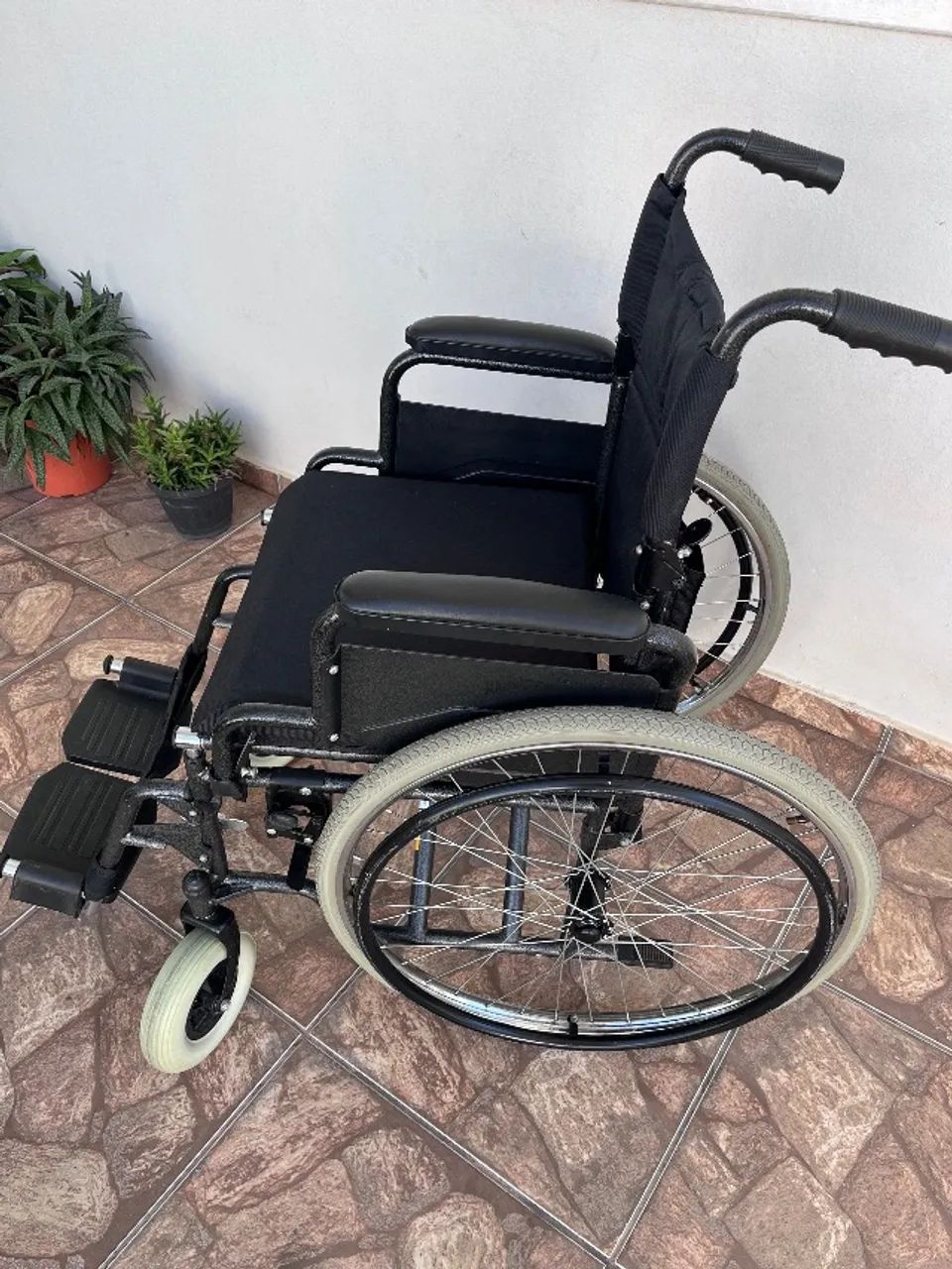 Cadeira de rodas  - Foto 3