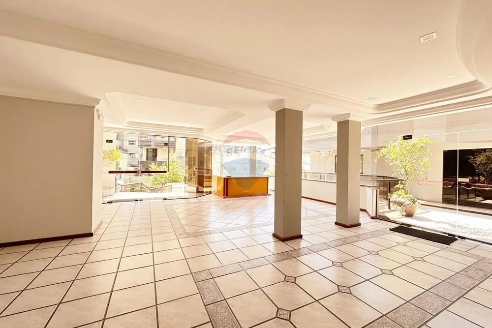 Apartamento à Venda no Bairro Centro - Foto 5