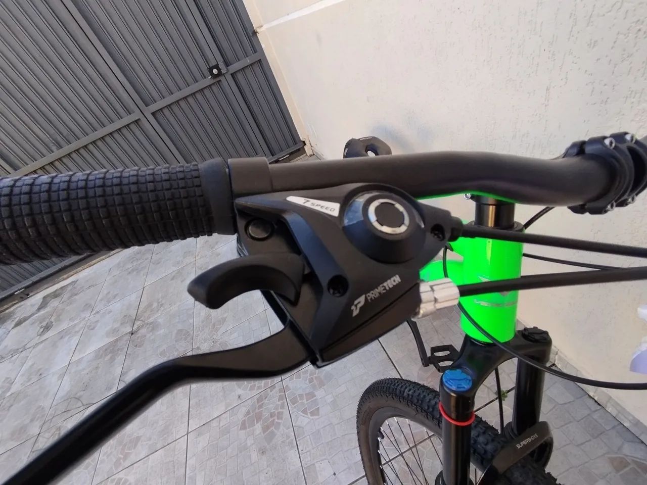 Bicicleta Aro 29 Vercelli Venom  - Foto 4