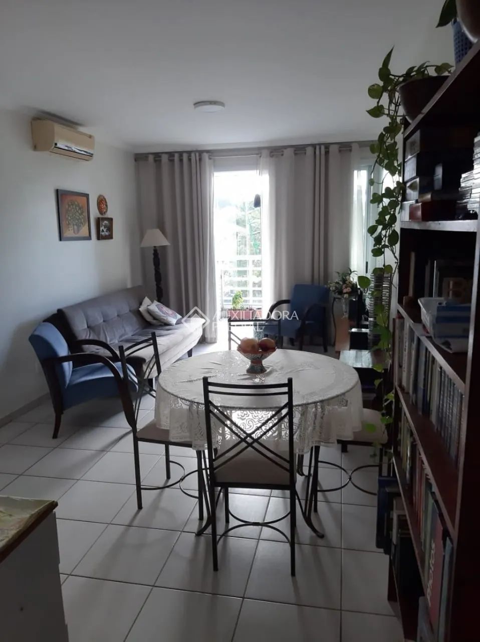 Apartamento em Canasvieiras de 2 dormitórios.