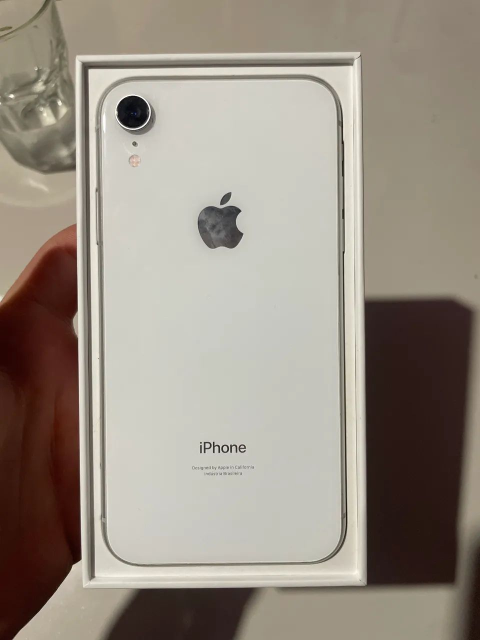 Vendo iPhone XR 64gb branco   - Foto 2