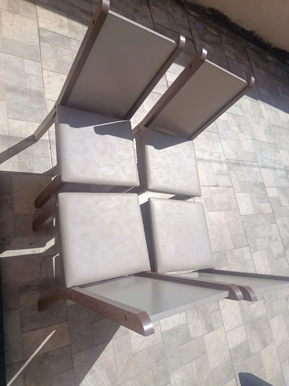 Vendo mesa quatro lugares  - Foto 2