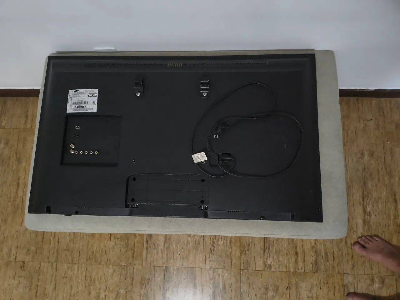 Tv Samsung 39 polegadas + Chromecast  - Foto 4