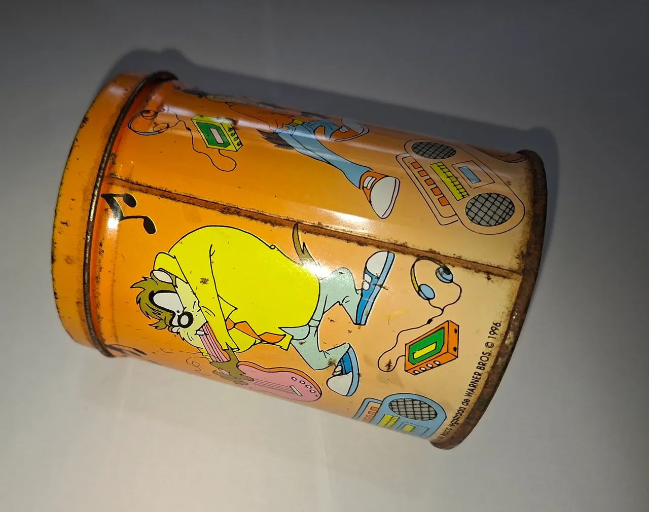 Lata velha Looney Tunes Ñ Elma Chips - Foto 5