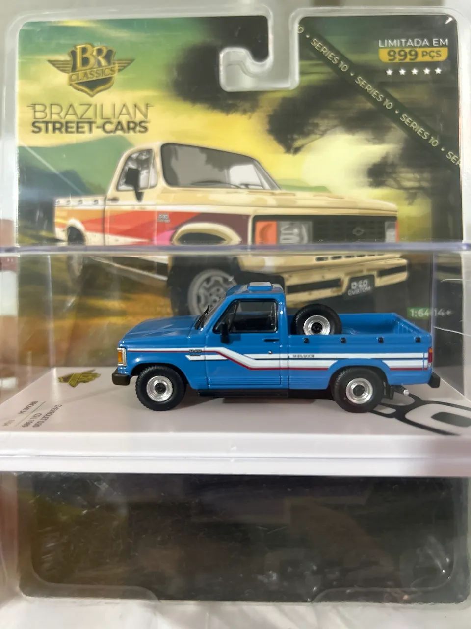 Picape Chevrolet D20 CS L Azul - 1/64 - Br Classics