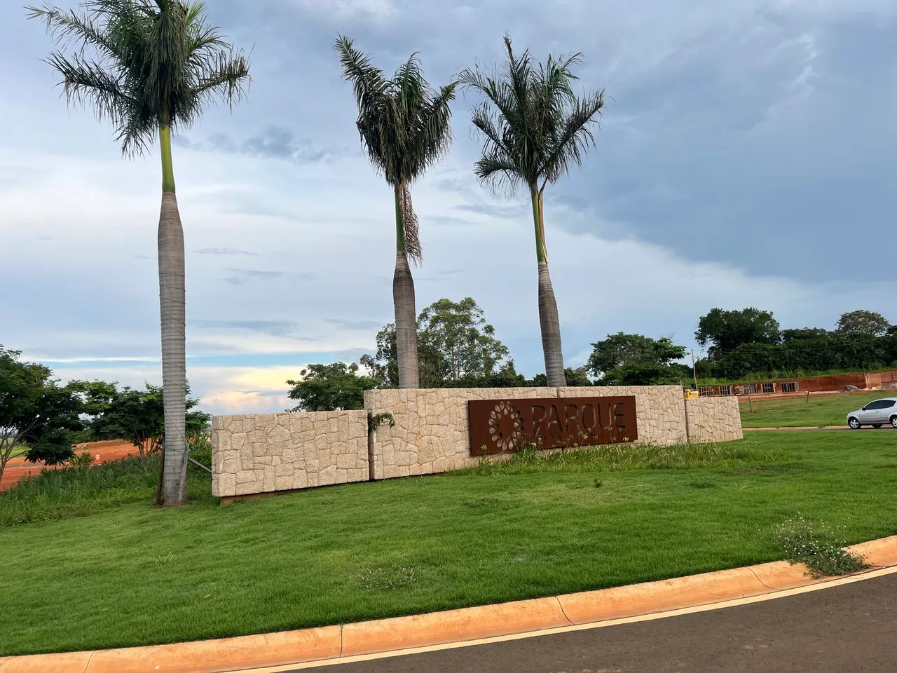 Vendo terreno PQ dos Pinheiros