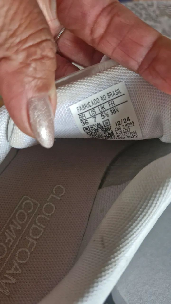 Tênis Adidas - Foto 4