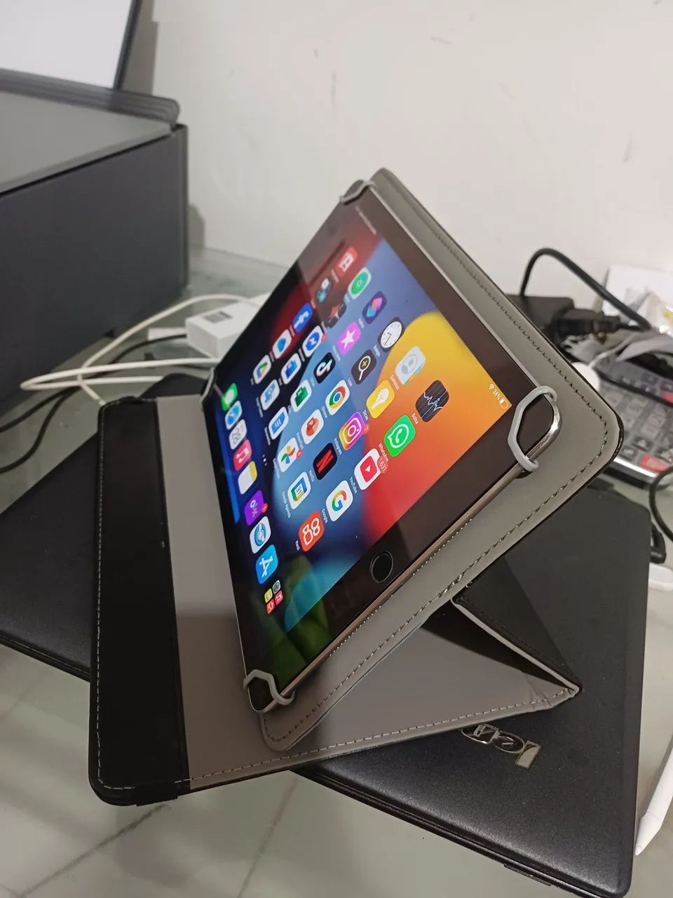 IPAD AIR 2 128 GIGA COM CHIPS  - Foto 4