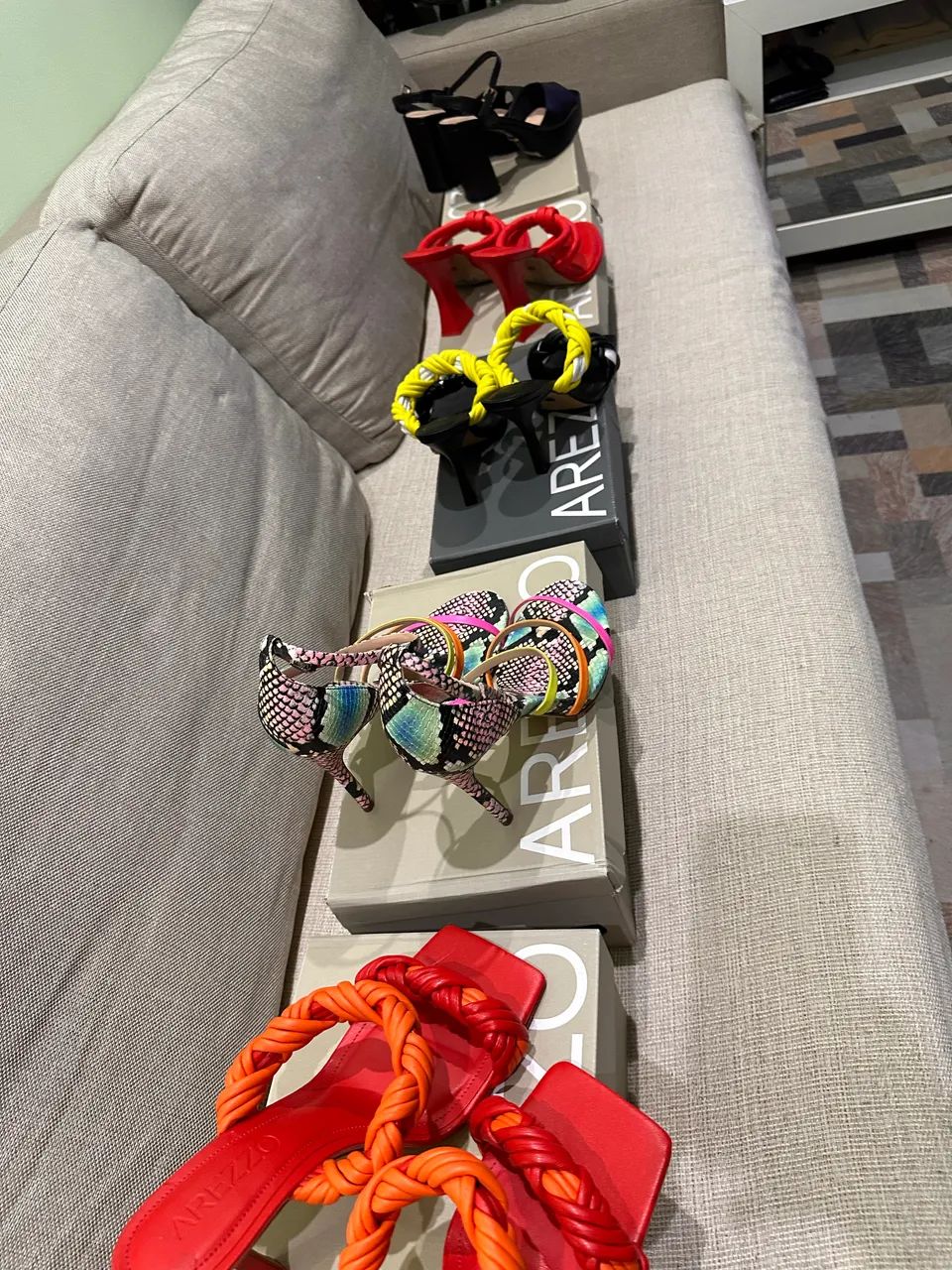 Lote de sandália e botas  - Foto 3
