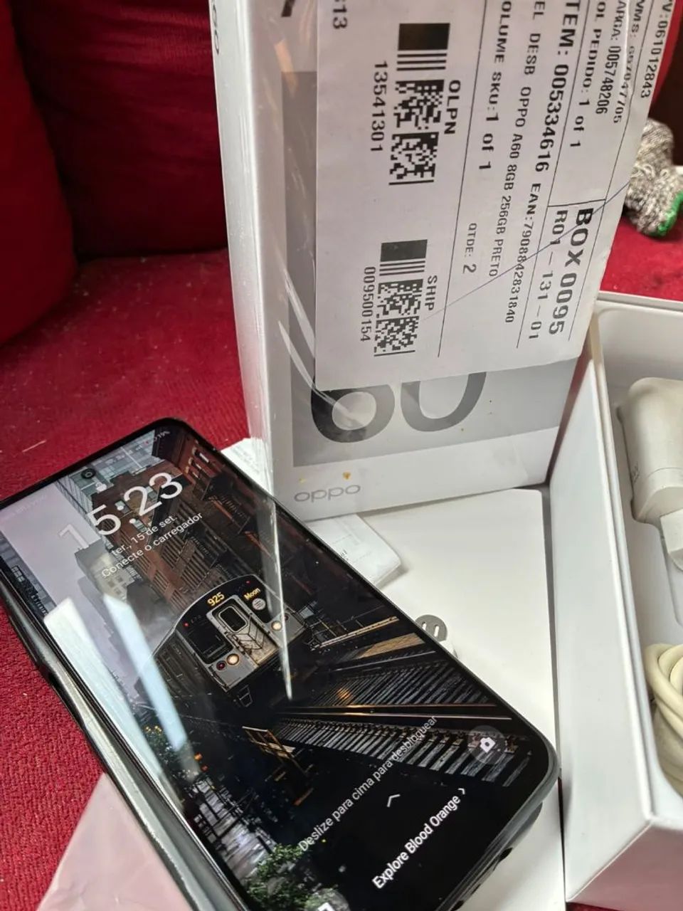 OPPO A60 - Foto 2
