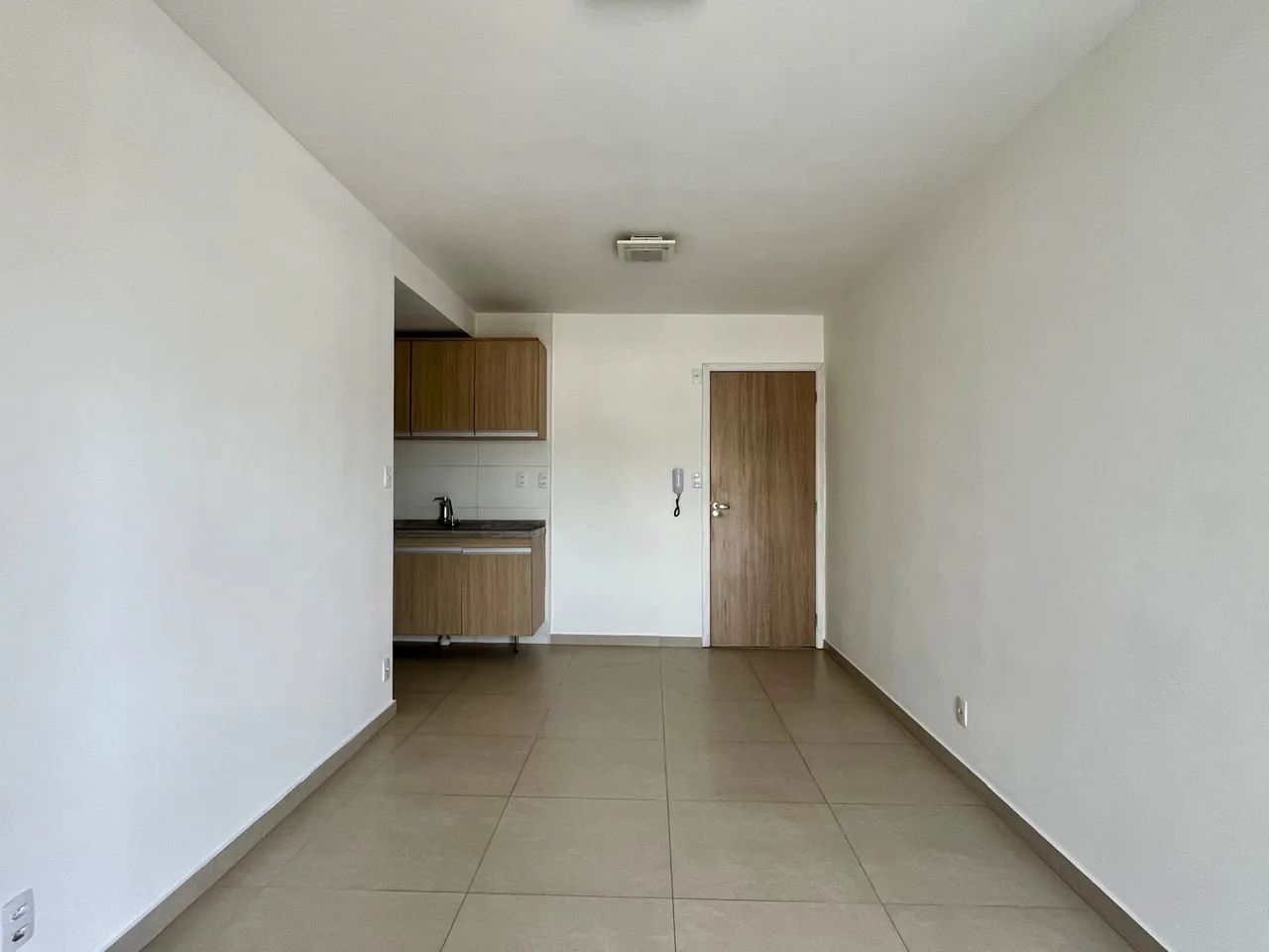 Apartamento com varanda e 2 quartos no Centro para venda e locação - Foto 3