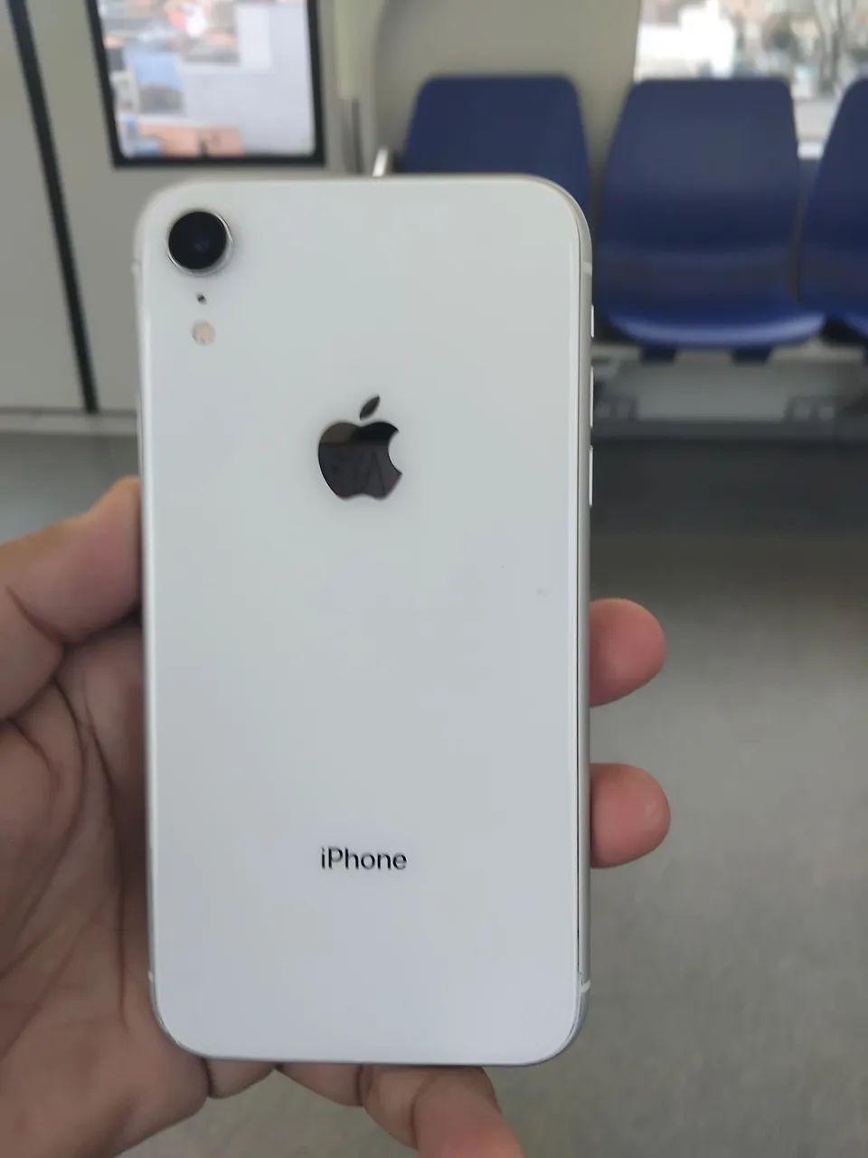 Iphone xr 64gb branco  - Foto 4