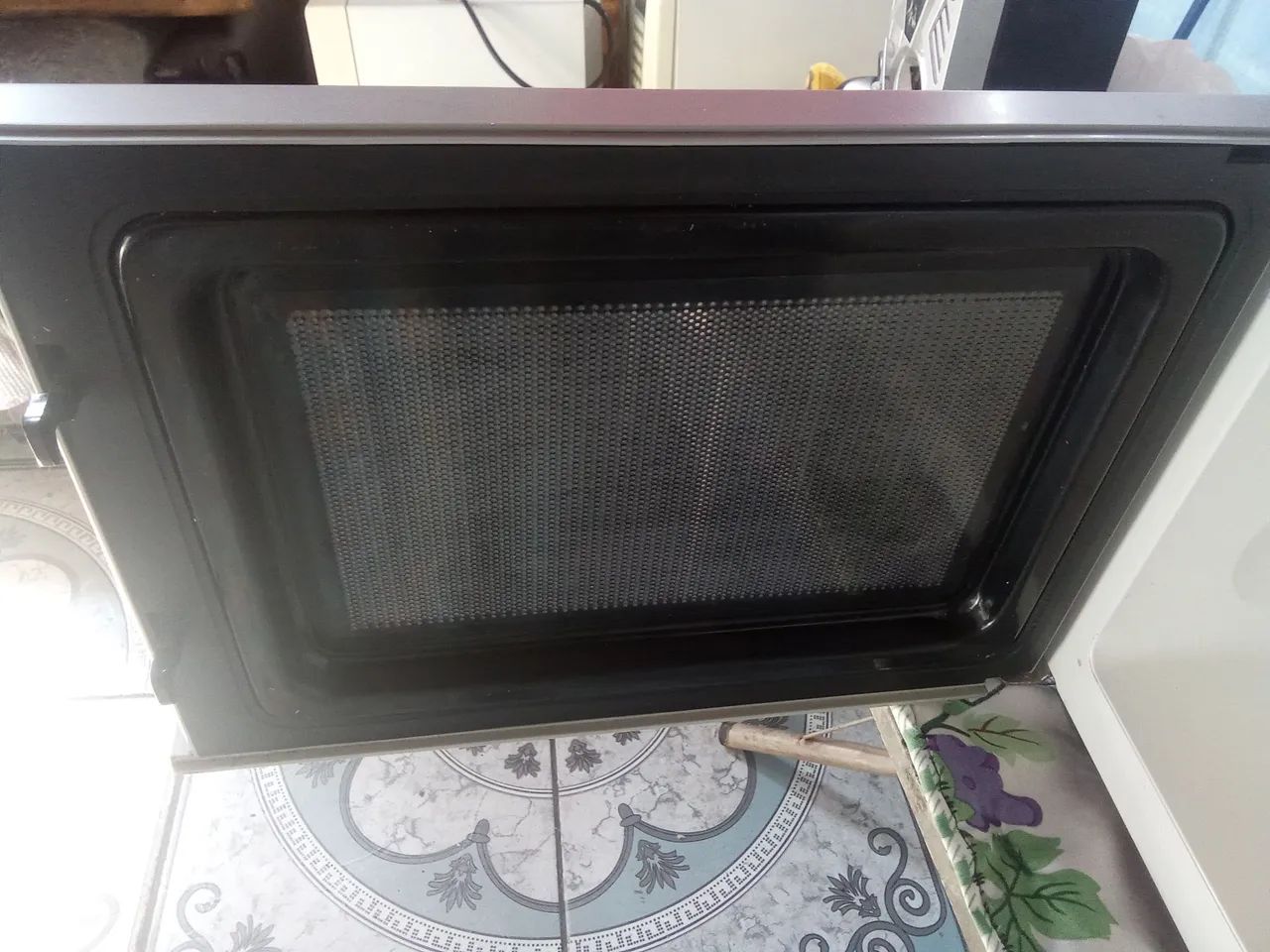 Microondas Brastemp 20 litros 110 v - Foto 5