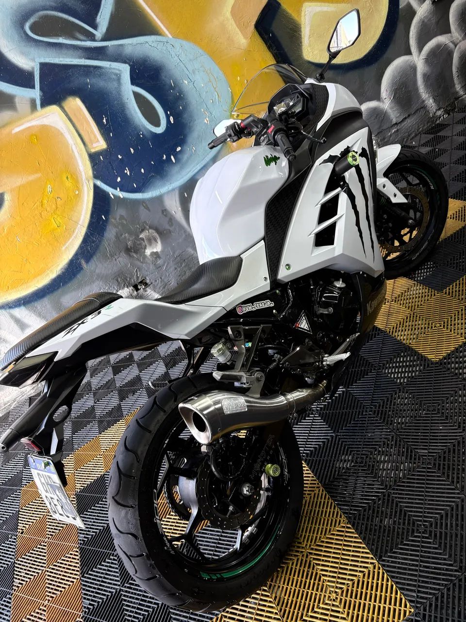 Kawasaki Ninja 300 - Foto 3
