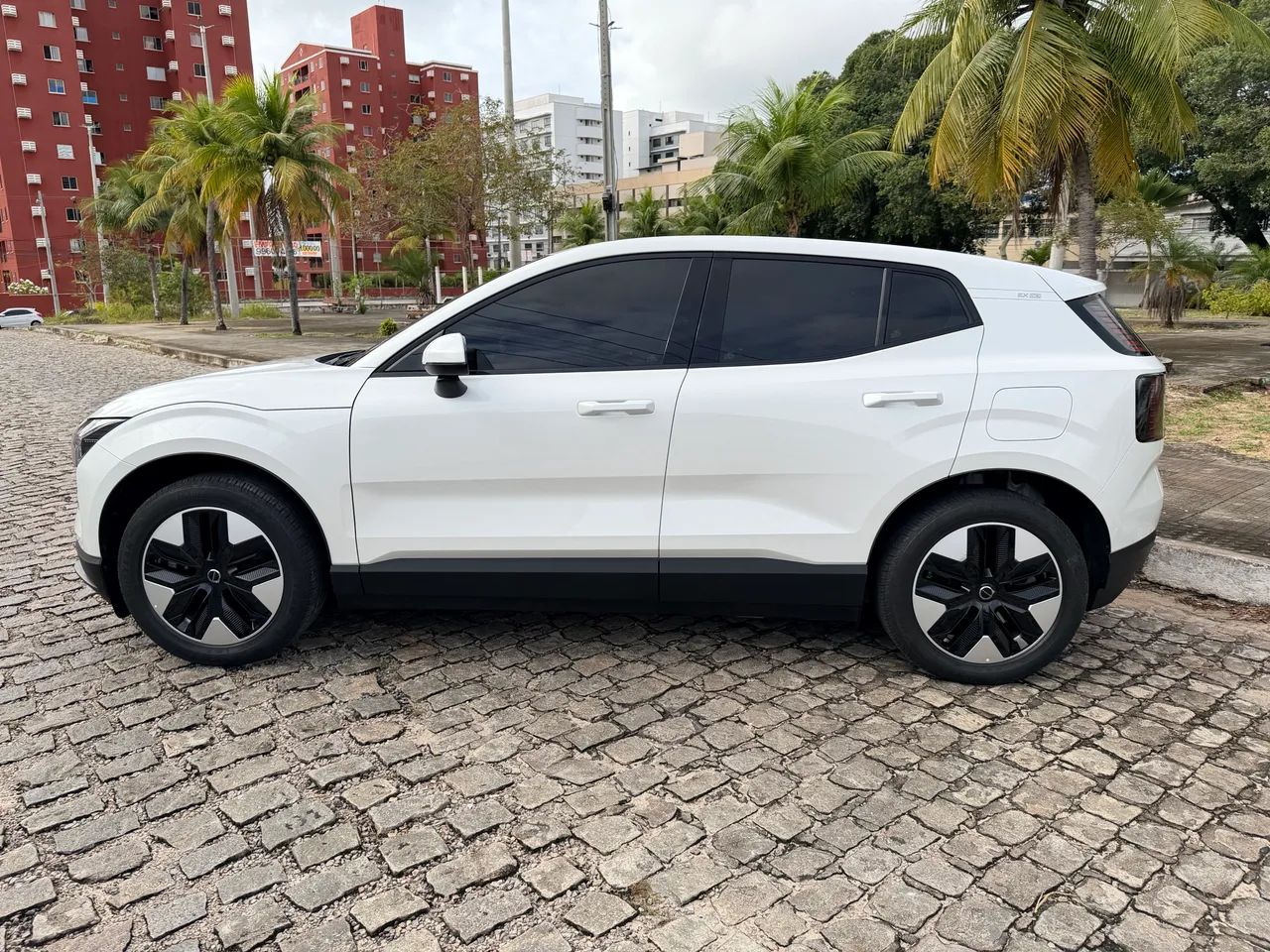 Volvo EX30 E60 Core (elétrico) 2024