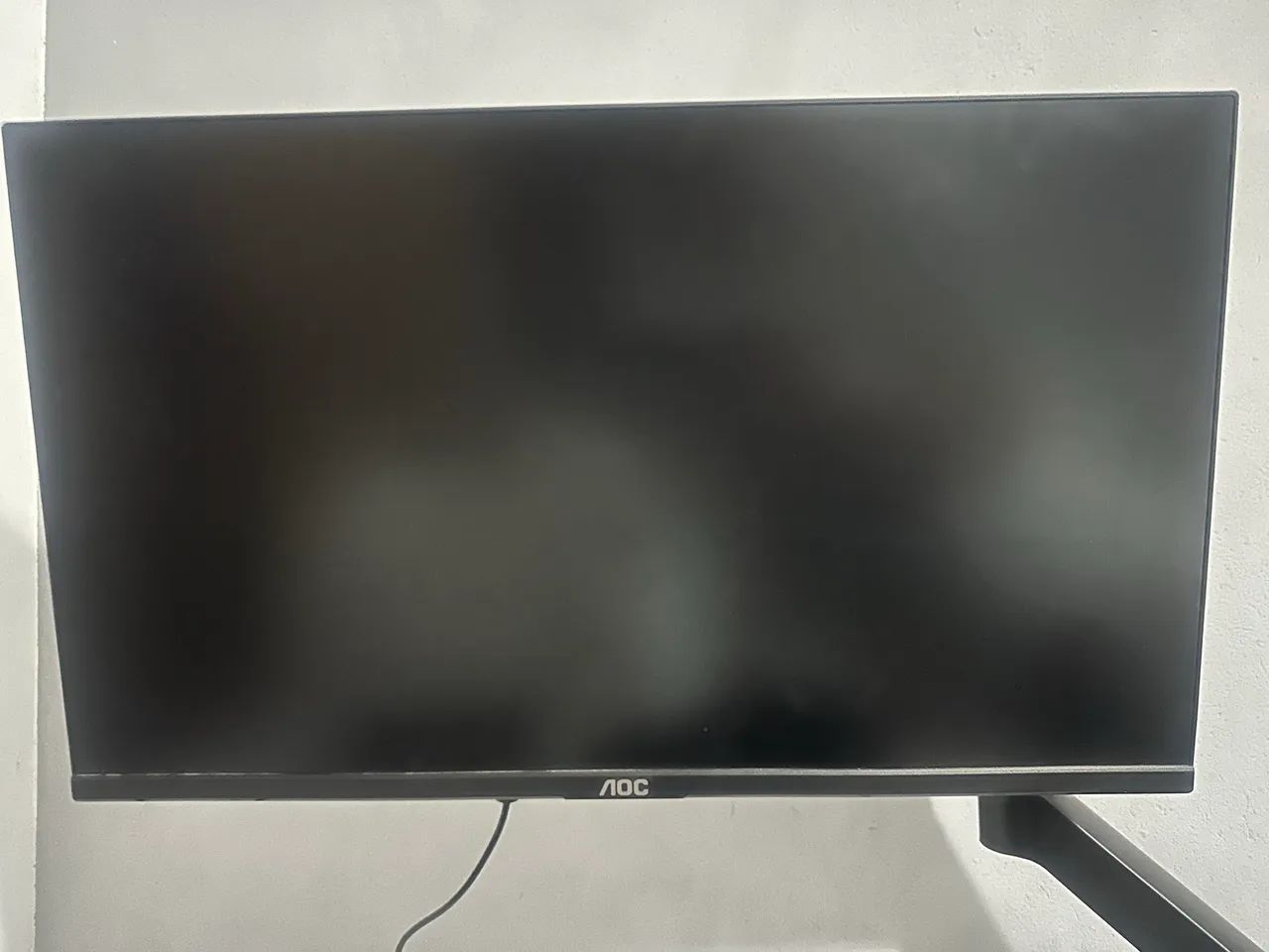 VENDE-SE MONITOR AOC 