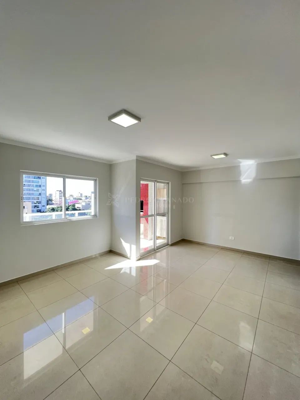 Apartamento com 03 dormitórios - Zona 03 - Foto 3