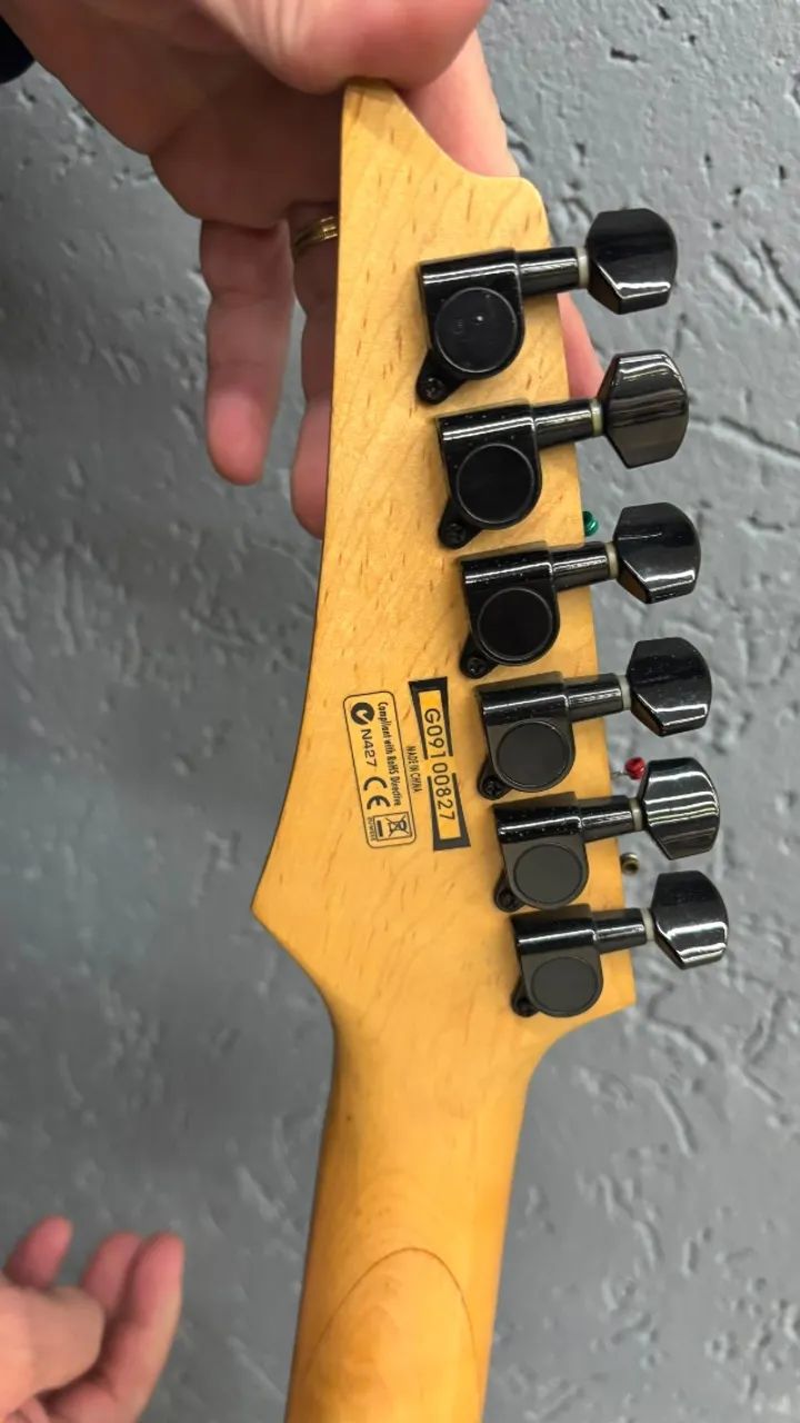 Guitarra Ibanez  - Foto 3