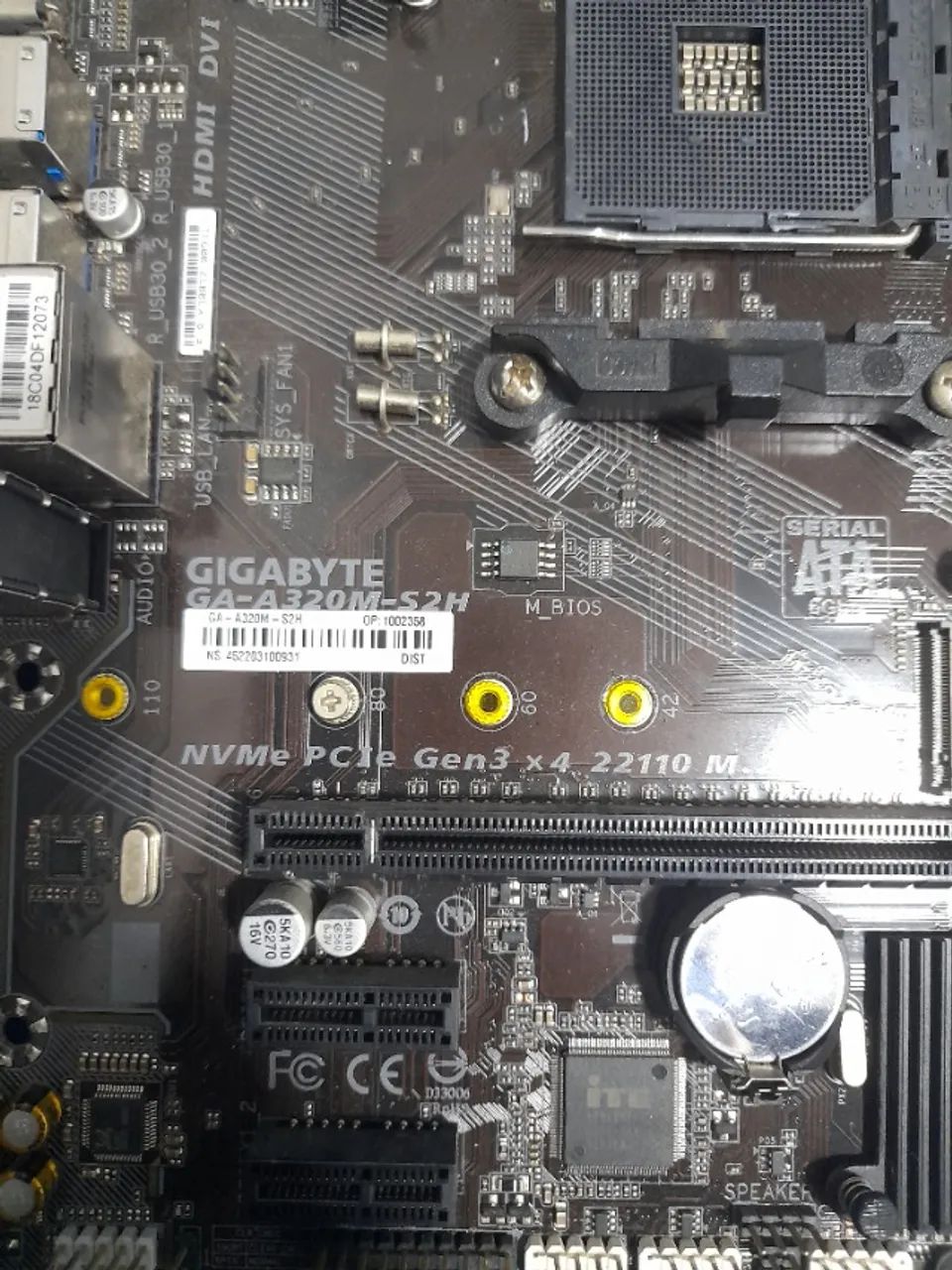 *Placa-mãe Gigabyte GA-A320M-S2H AM4 - Com defeito - Foto 3